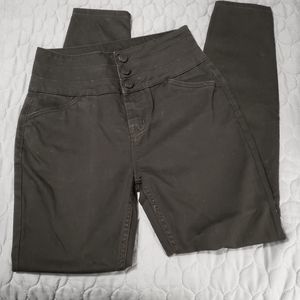 BDG Jeans Super-High Rise Twig Ankle 26x29